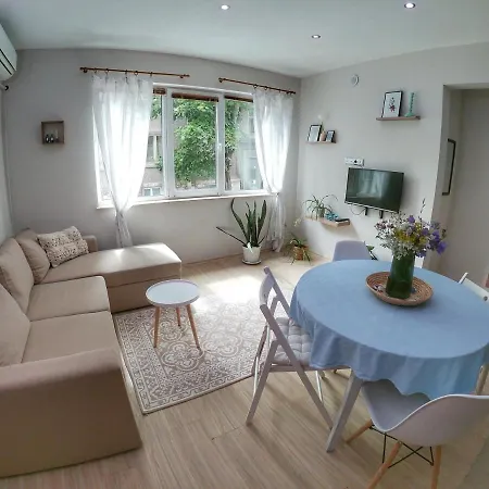 Into The Blue, 4 Guests, 5 Min Away From The * Varna