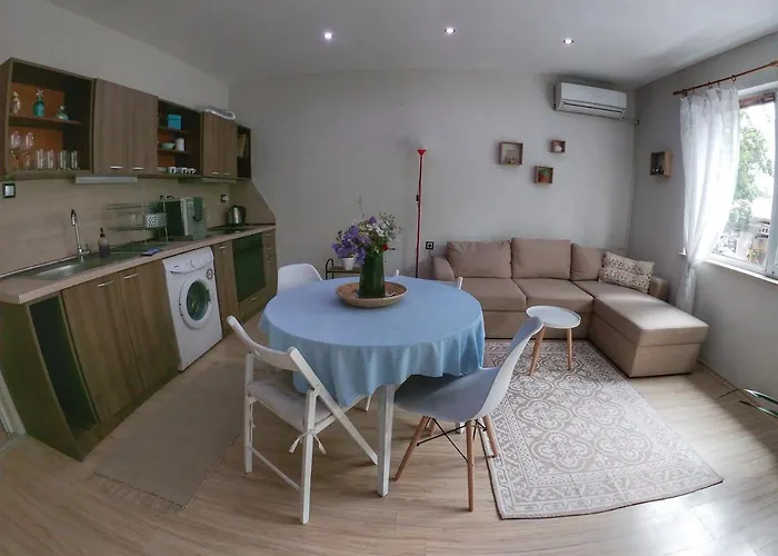 Into The Blue, 4 Guests, 5 Min Away From The Apartament